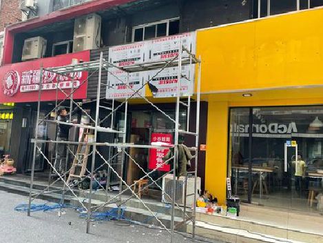 都昌制作广告招牌如何避免它发黄？